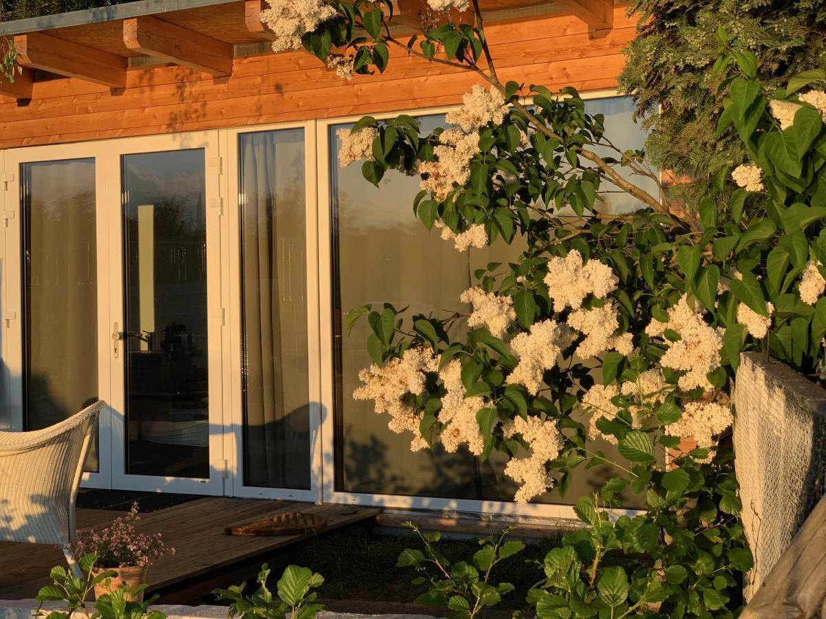Tiny House Oder Ferienwohnung Auf Der Sunset Marina Berlim Exterior foto