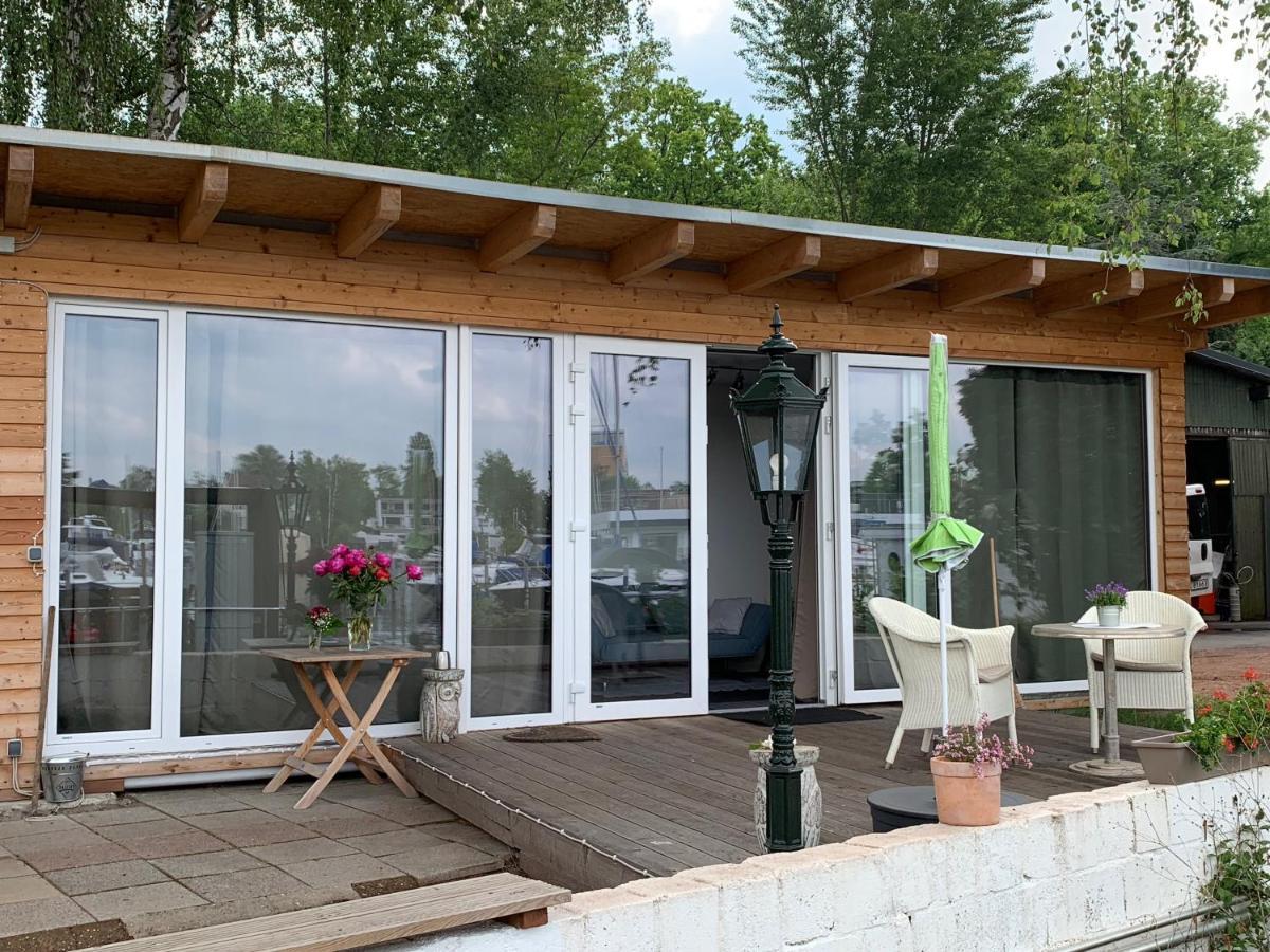 Tiny House Oder Ferienwohnung Auf Der Sunset Marina Berlim Exterior foto