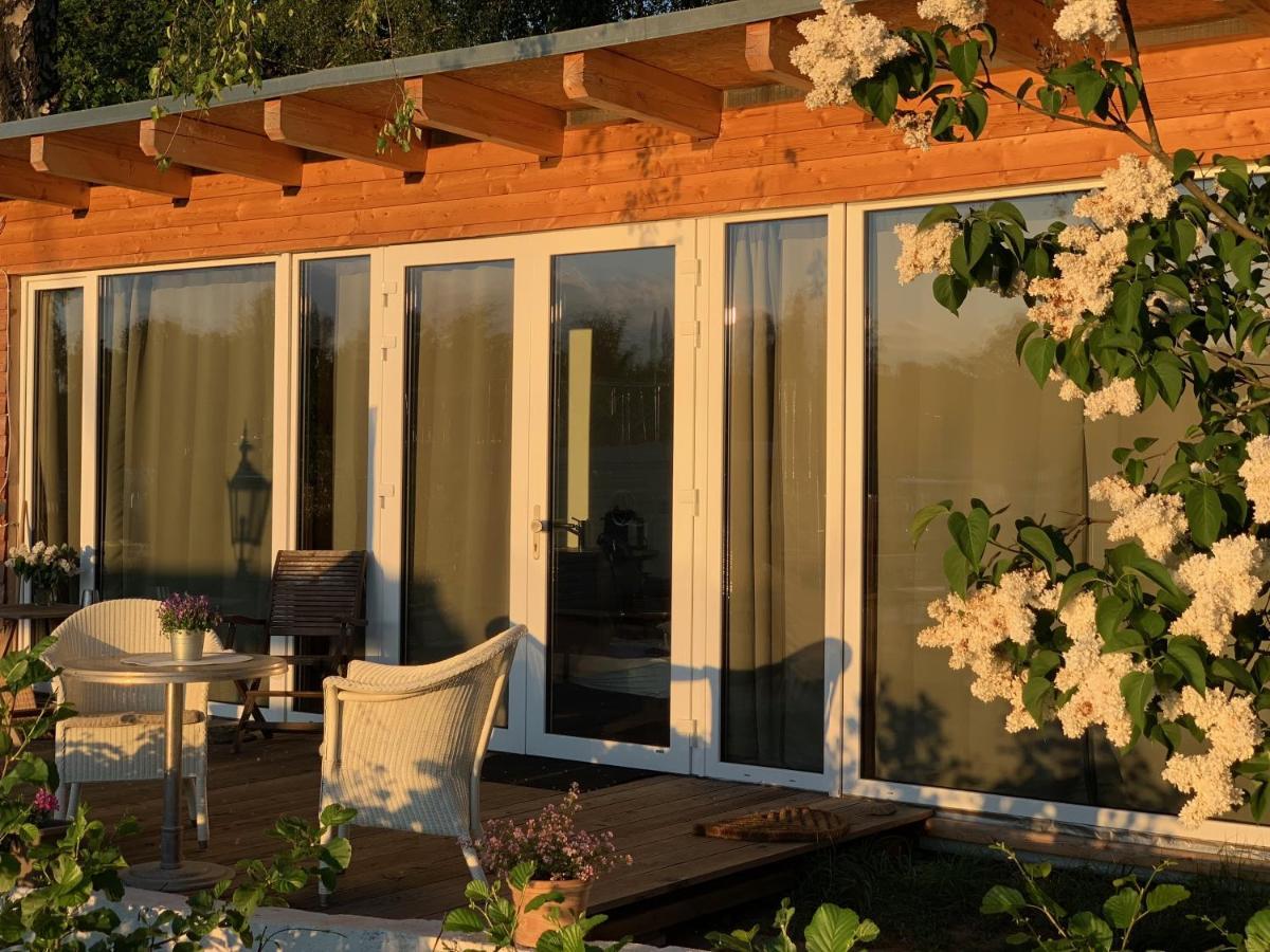 Tiny House Oder Ferienwohnung Auf Der Sunset Marina Berlim Exterior foto