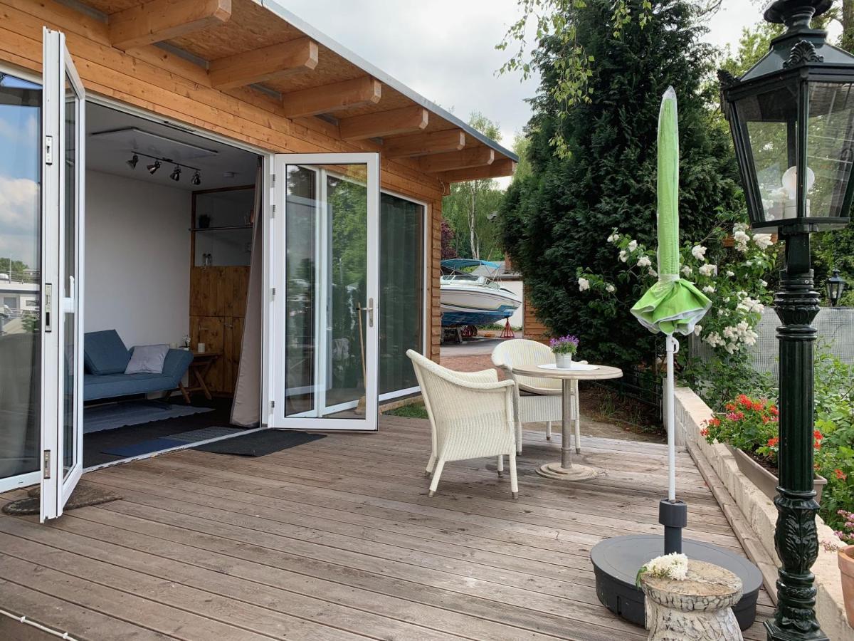 Tiny House Oder Ferienwohnung Auf Der Sunset Marina Berlim Exterior foto