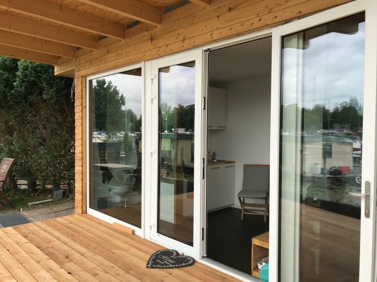 Tiny House Oder Ferienwohnung Auf Der Sunset Marina Berlim Exterior foto