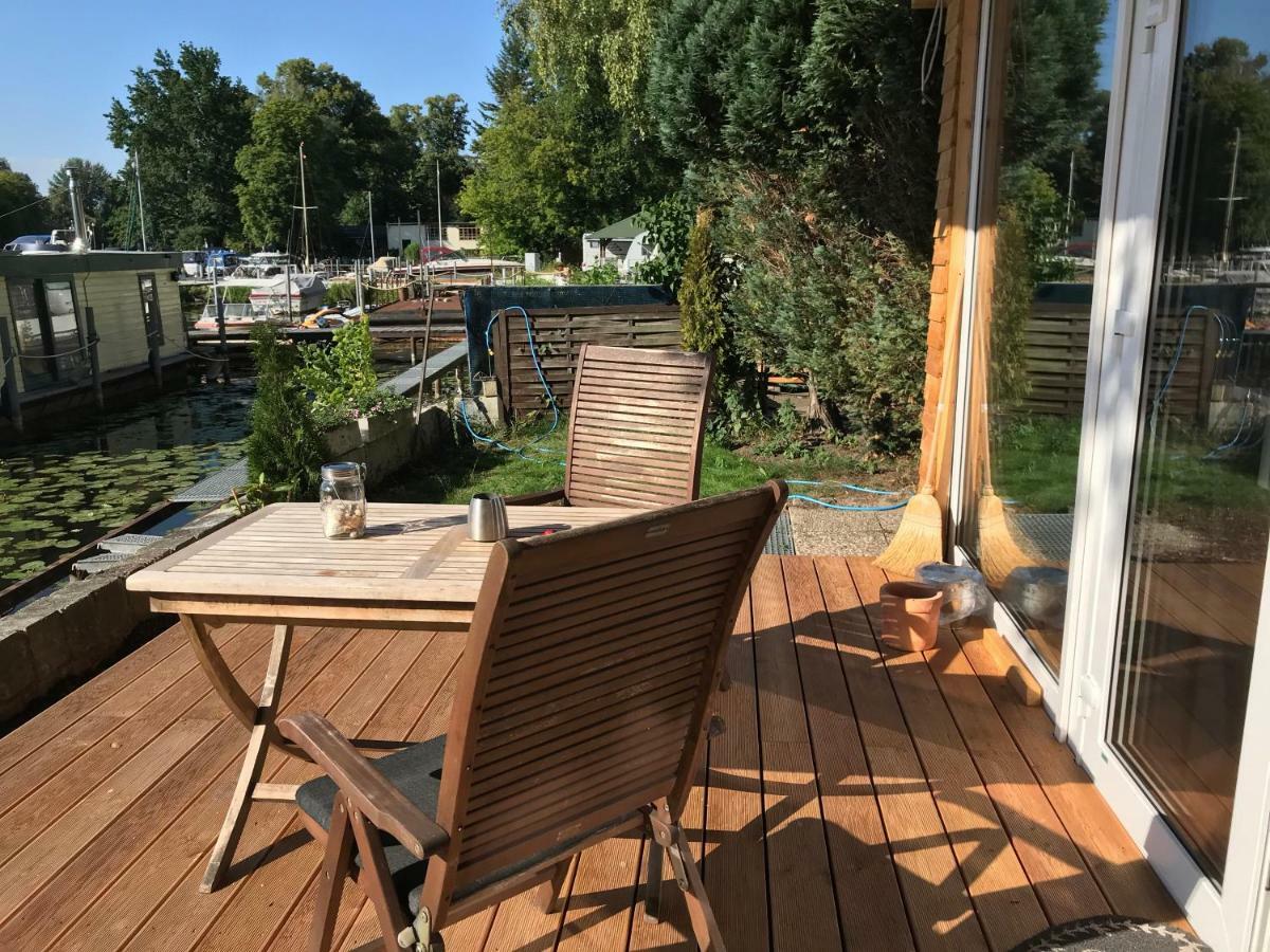 Tiny House Oder Ferienwohnung Auf Der Sunset Marina Berlim Exterior foto